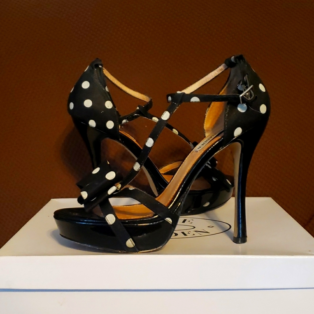 Steve madden polka dot heels with bow